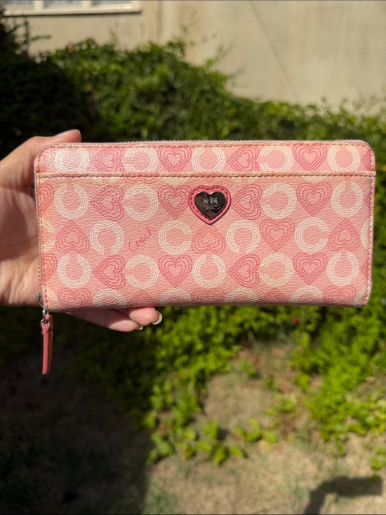 Coach Handbags - Coach Waverly Hearts F44773 Pink Signature Accordion Zip Wallet Rare